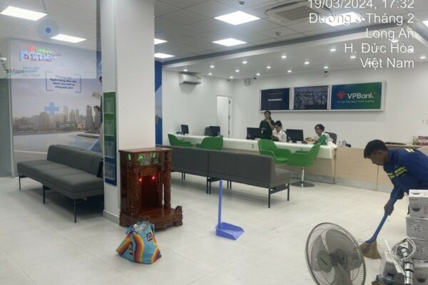 Ngân hàng VP Bank Đức Hòa